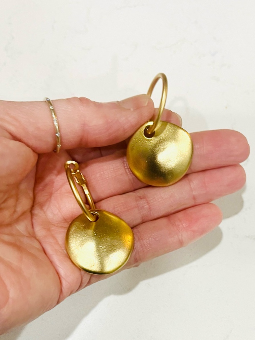 Vintage 1990s Matte Gold Disc Hoop Earrings Minimalist Designer Style - Picture 3 of 9